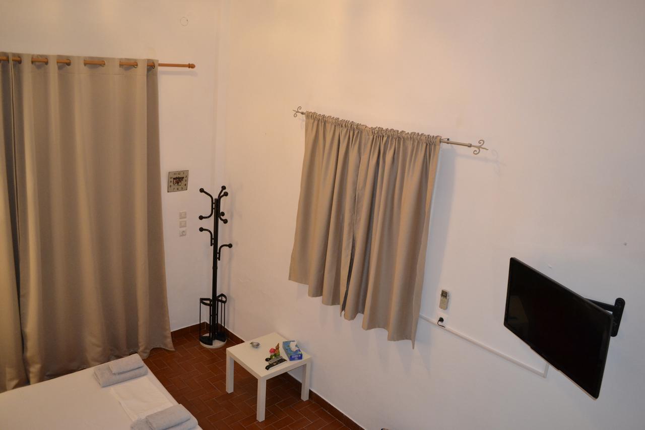 Artemis Suites Romanos  Eksteriør bilde