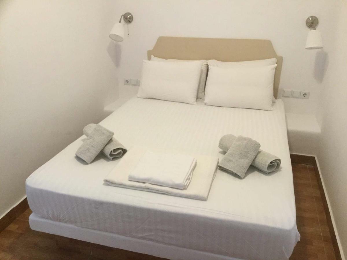 Artemis Suites Romanos  Eksteriør bilde