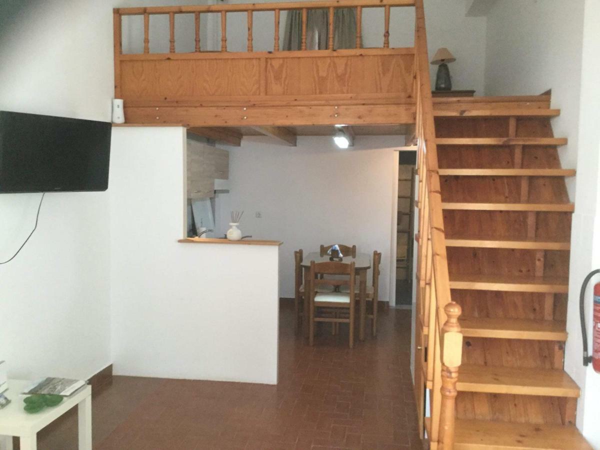 Artemis Suites Romanos  Eksteriør bilde